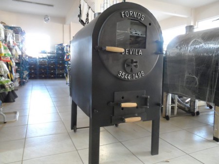Fornos fabricados por Indústria e Comércio de Calhas Devilla